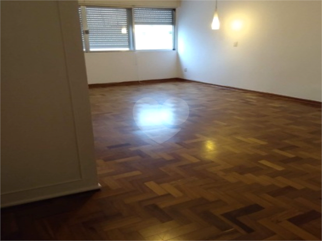 APARTAMENTO em BELA VISTA