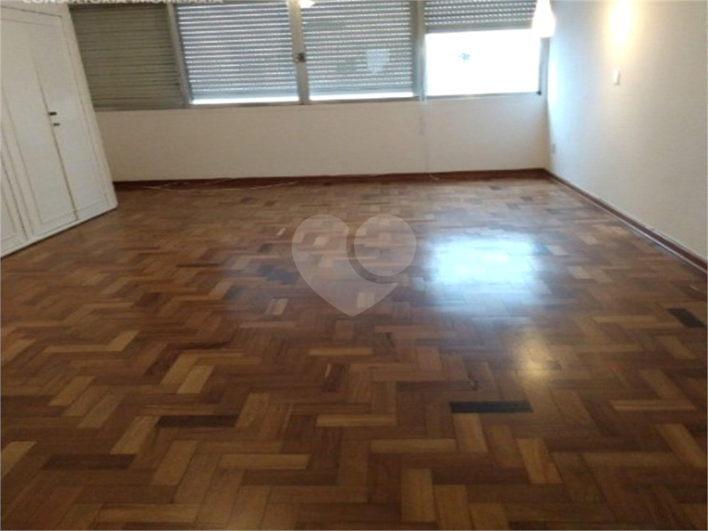APARTAMENTO em BELA VISTA
