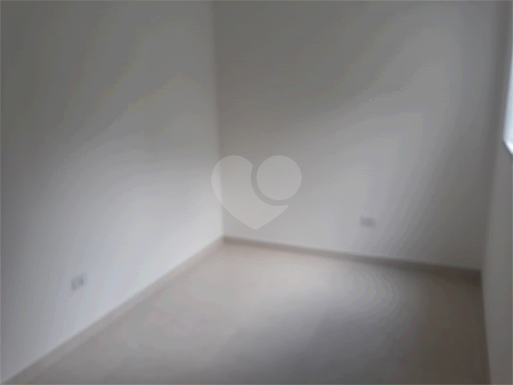 SOBRADO NOVO A VENDA EM CONDOMÍNIO FECHADO NO JD. TREMEMBÉ - 2 SUÍTES E 1 VAGA DE GARAGEM