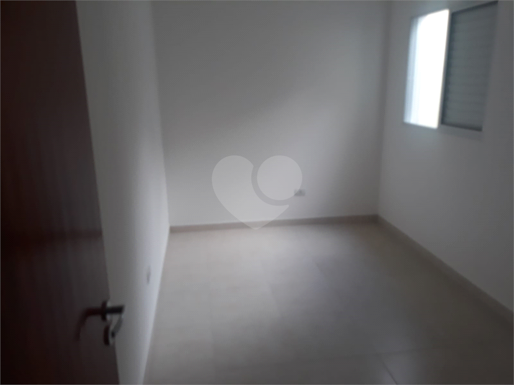 SOBRADO NOVO A VENDA EM CONDOMÍNIO FECHADO NO JD. TREMEMBÉ - 2 SUÍTES E 1 VAGA DE GARAGEM