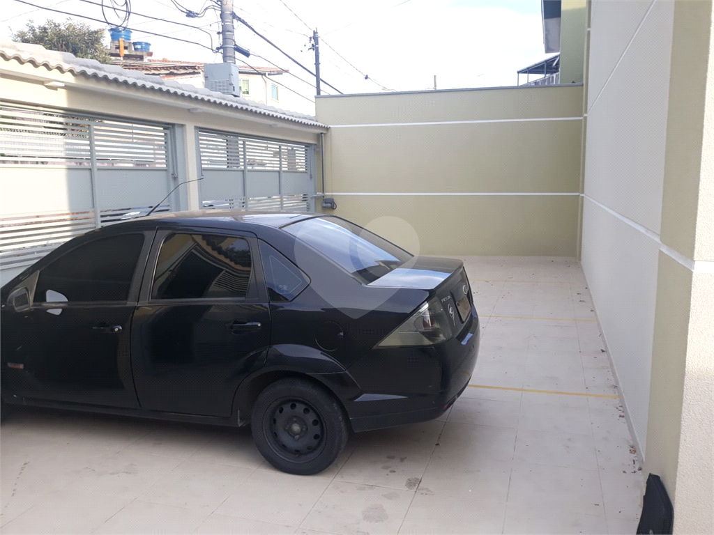 SOBRADO NOVO A VENDA EM CONDOMÍNIO FECHADO NO JD. TREMEMBÉ - 2 SUÍTES E 1 VAGA DE GARAGEM