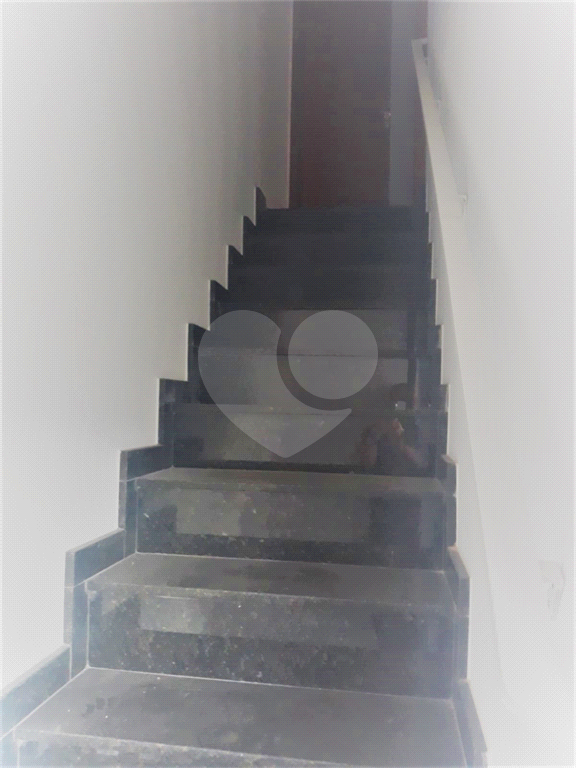 SOBRADO NOVO A VENDA EM CONDOMÍNIO FECHADO NO JD. TREMEMBÉ - 2 SUÍTES E 1 VAGA DE GARAGEM