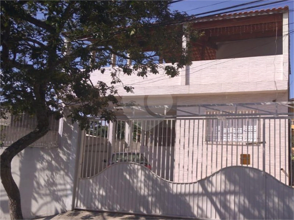 SOBRADO em ITAQUERA