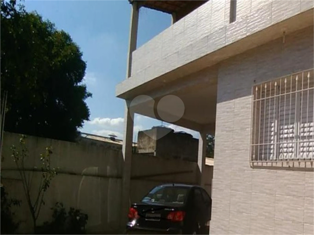 SOBRADO em ITAQUERA