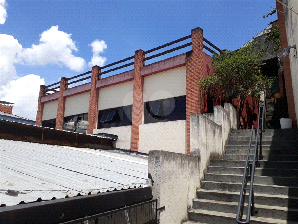 Galpão na Freguesia do Ó