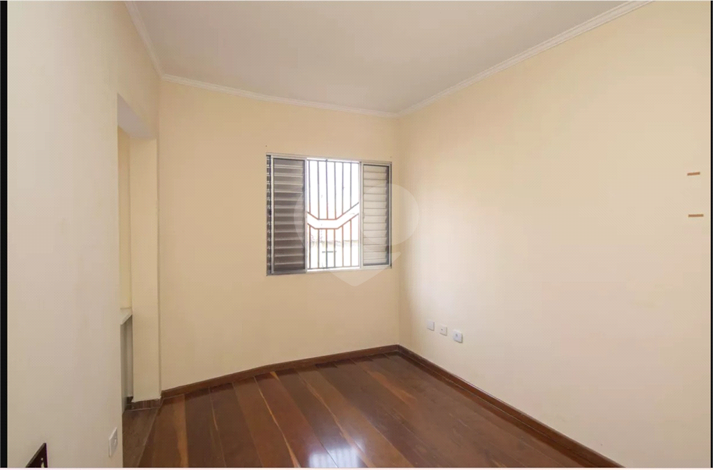 Sobrado 02 dormitórios a apenas 15 minutos andando para o metrô Parada Inglesa.