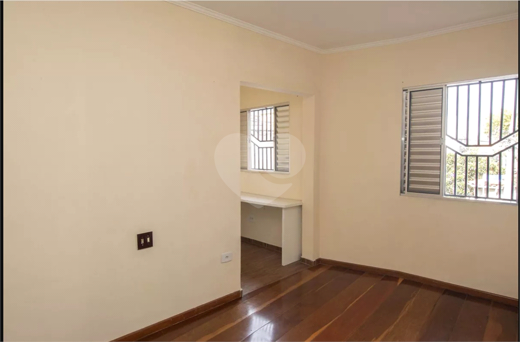 Sobrado 02 dormitórios a apenas 15 minutos andando para o metrô Parada Inglesa.