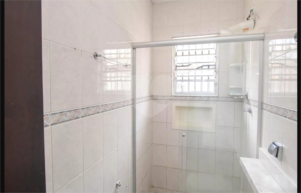 Sobrado 02 dormitórios a apenas 15 minutos andando para o metrô Parada Inglesa.