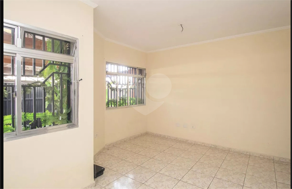 Sobrado 02 dormitórios a apenas 15 minutos andando para o metrô Parada Inglesa.