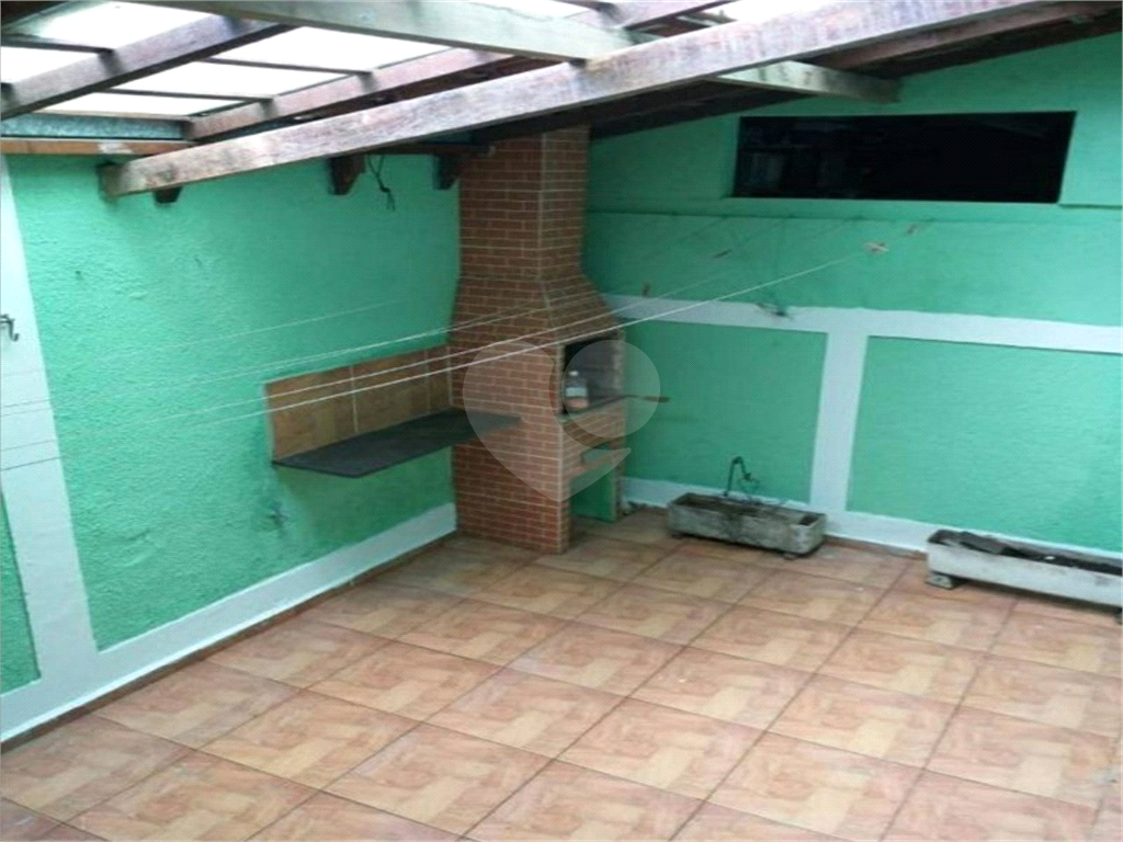SOBRADO 2 VAGAS NO JD ARICANDUVA