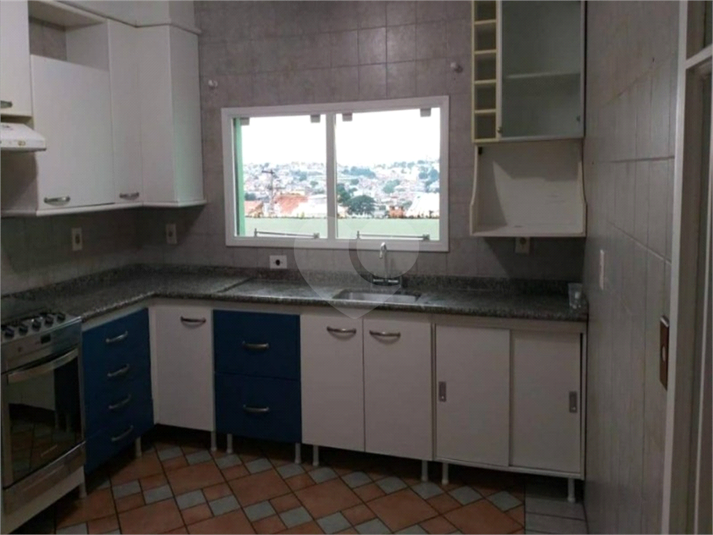 SOBRADO 2 VAGAS NO JD ARICANDUVA