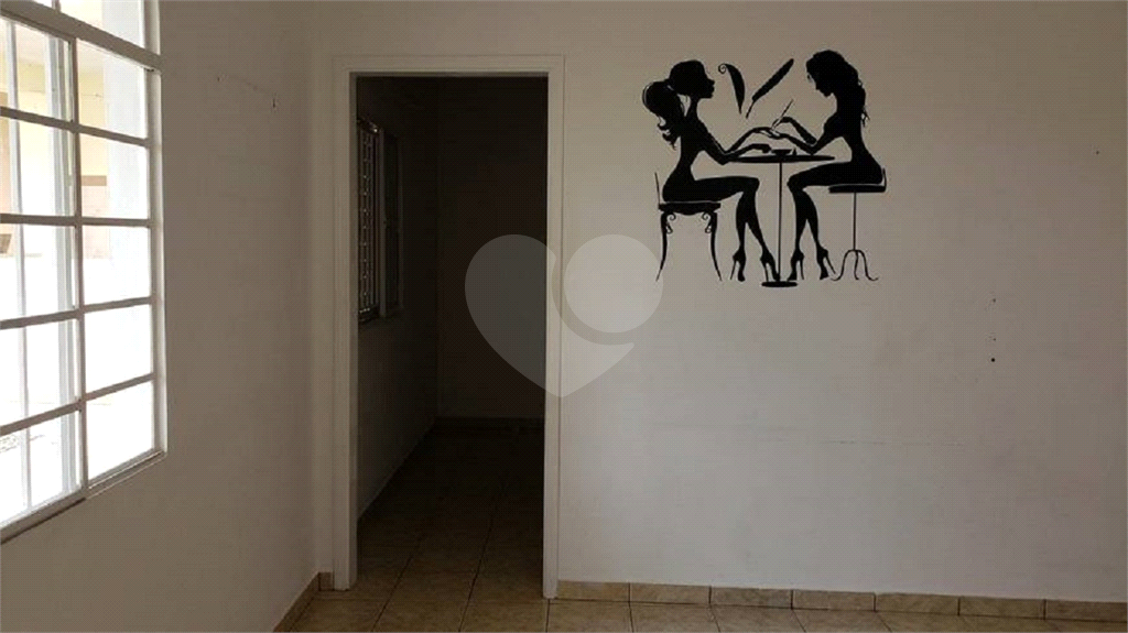 Terreno com 3 casas 