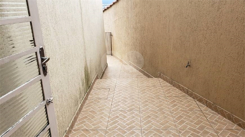 Terreno com 3 casas 