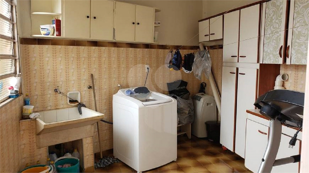 Terreno com 3 casas 