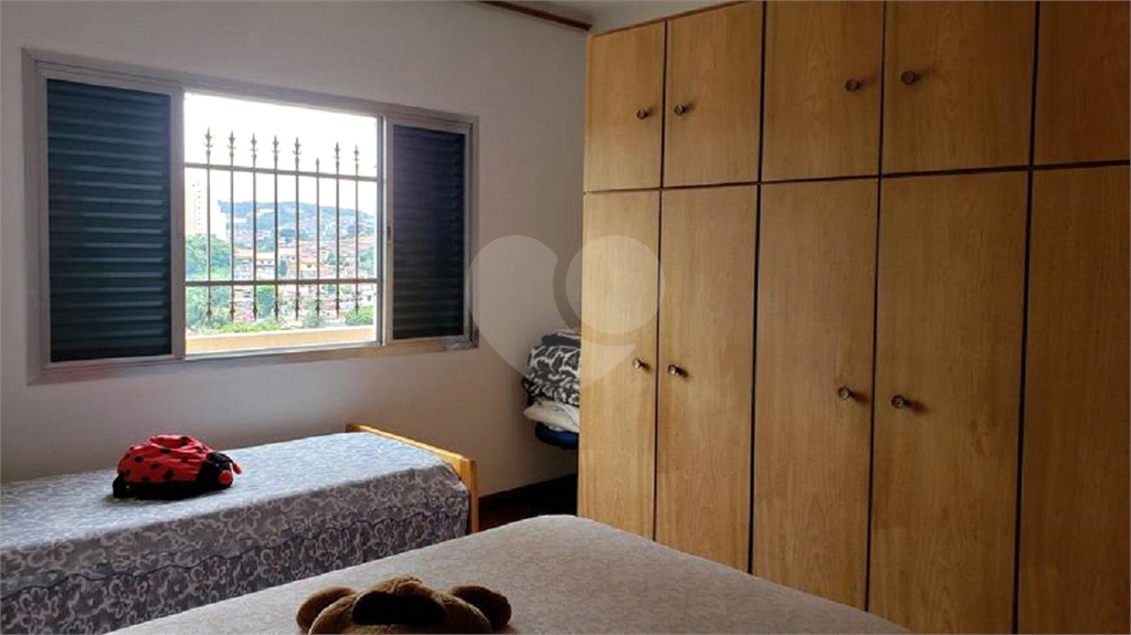 Terreno com 3 casas 