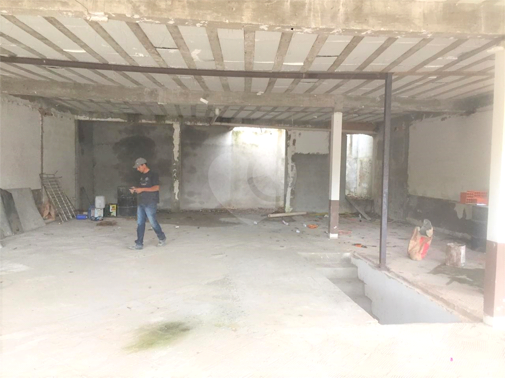 Excelente Prédio Comercial na Av. Nova Cantareira no Tucuruvi