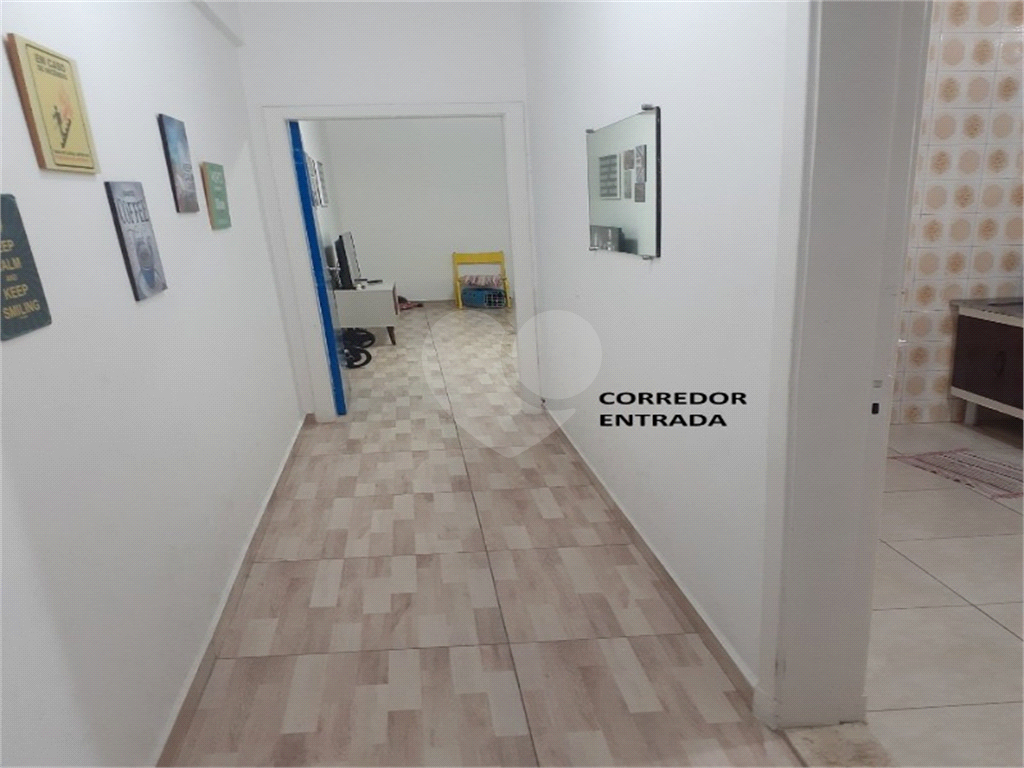 APARTAMENTO em CENTRO