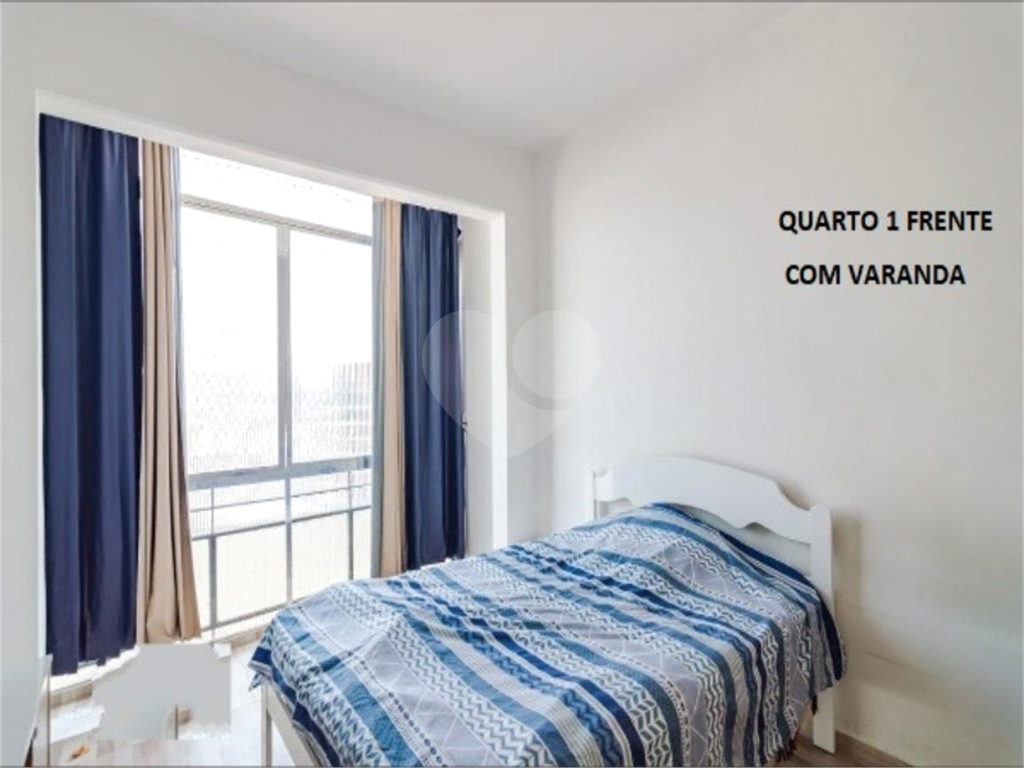 APARTAMENTO em CENTRO