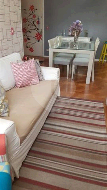 Apartamento em Santa Cecília