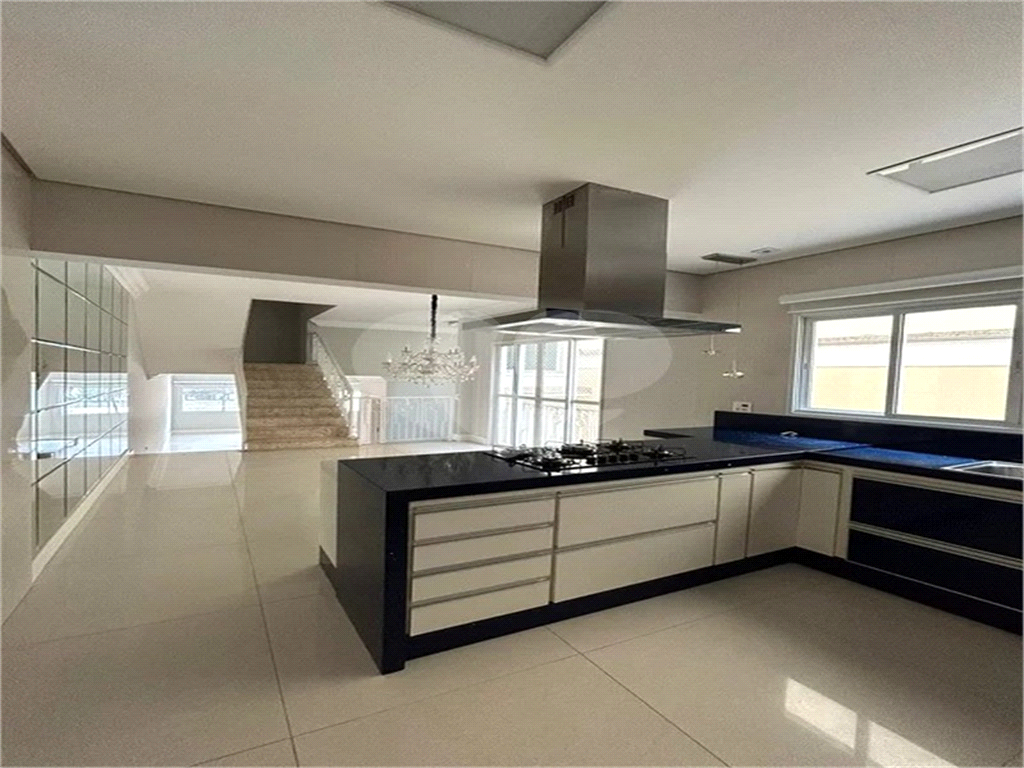 Casa Alto Padrão Cond. Tremembé