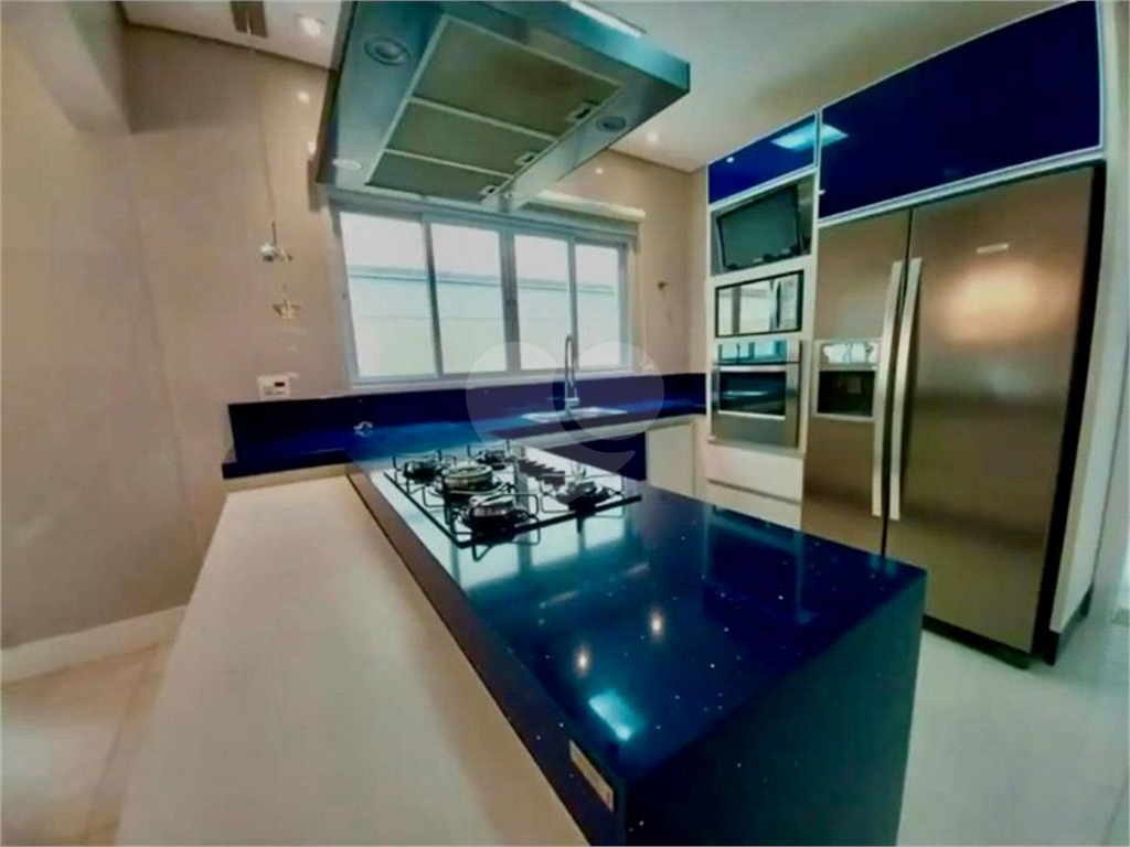 Casa Alto Padrão Cond. Tremembé