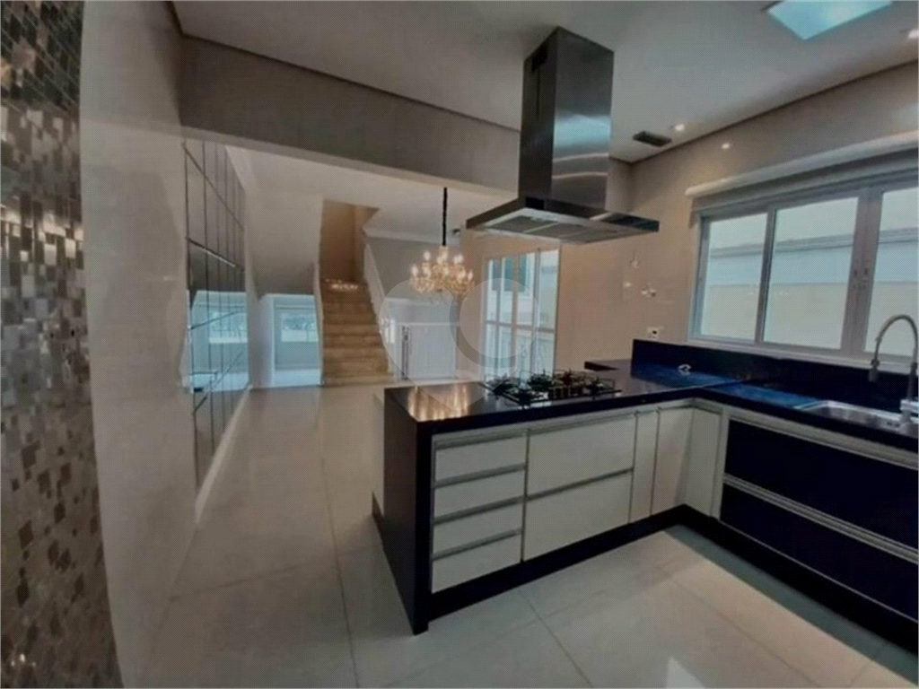 Casa Alto Padrão Cond. Tremembé