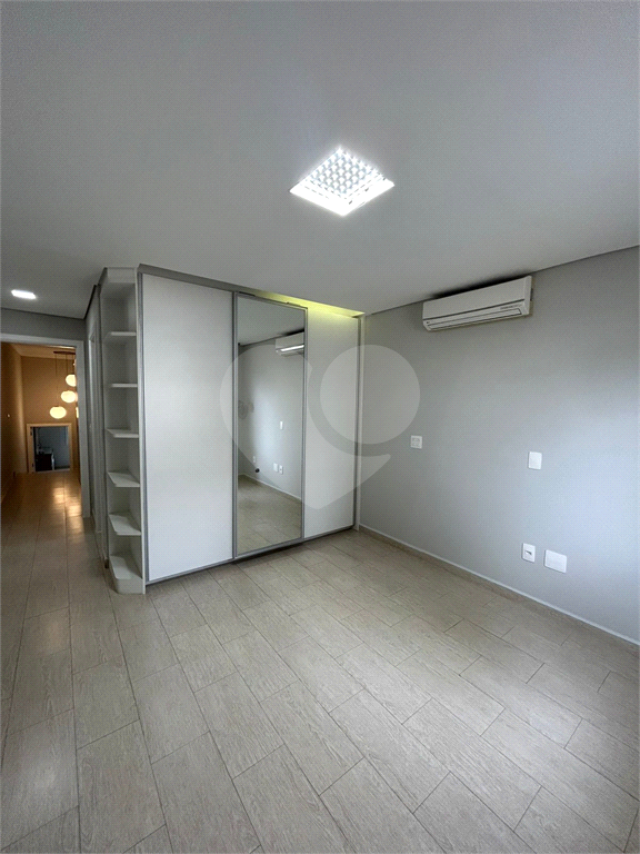 Casa Alto Padrão Cond. Tremembé