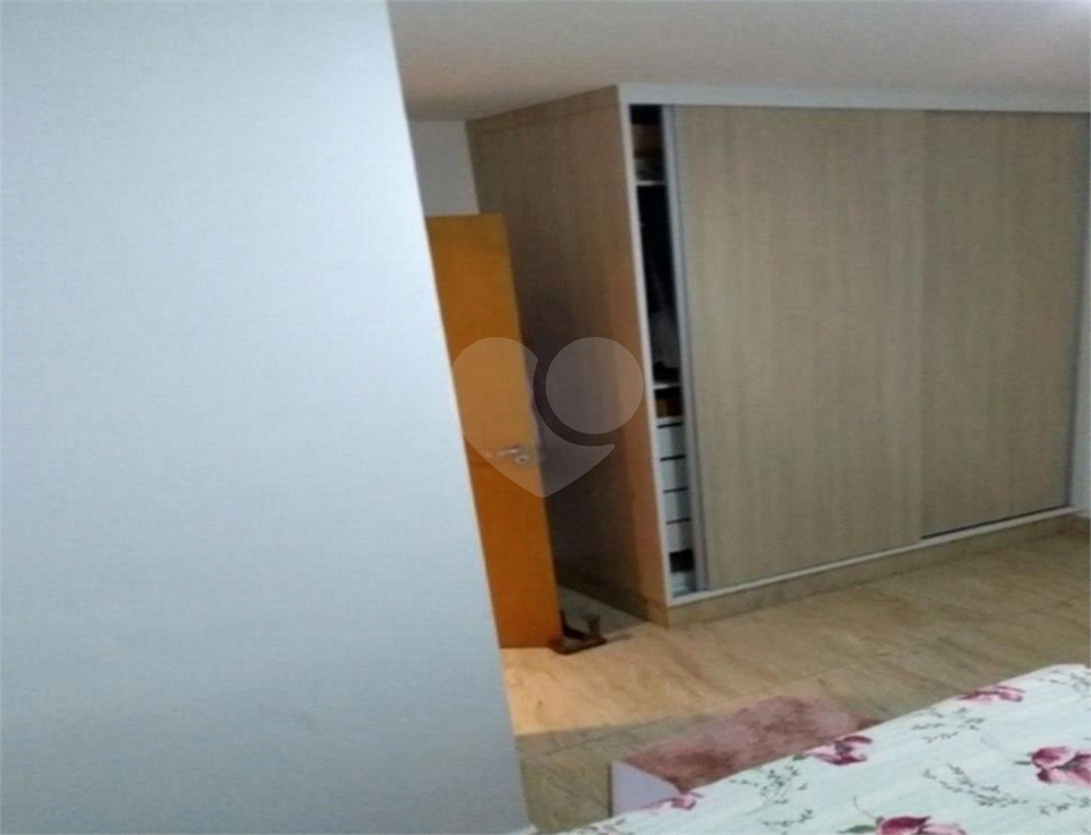 Apartamento à venda com 2 quartos, 78m² - Foto 9