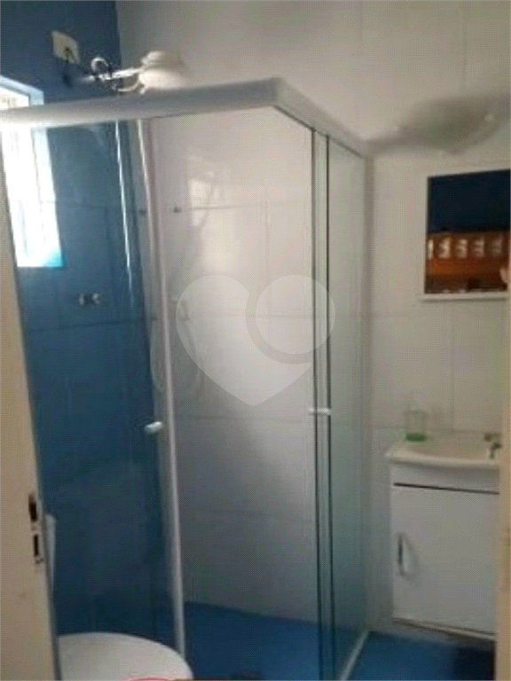 Casa térrea para venda, Jardim Brasil, São Paulo com 204 m², 3 suites e 5 vagas de garagem.