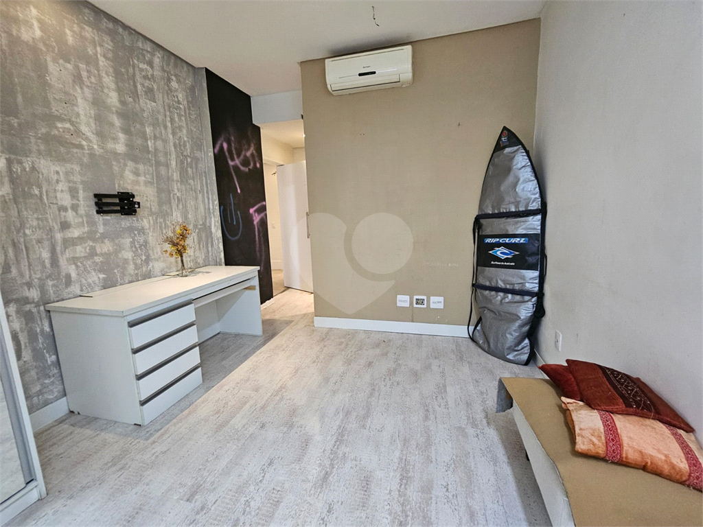 Apartamento à venda na Bela Vista com 3 quartos, sendo 2 suítes 180 m²