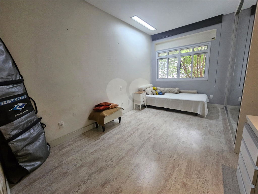 Apartamento à venda na Bela Vista com 3 quartos, sendo 2 suítes 180 m²