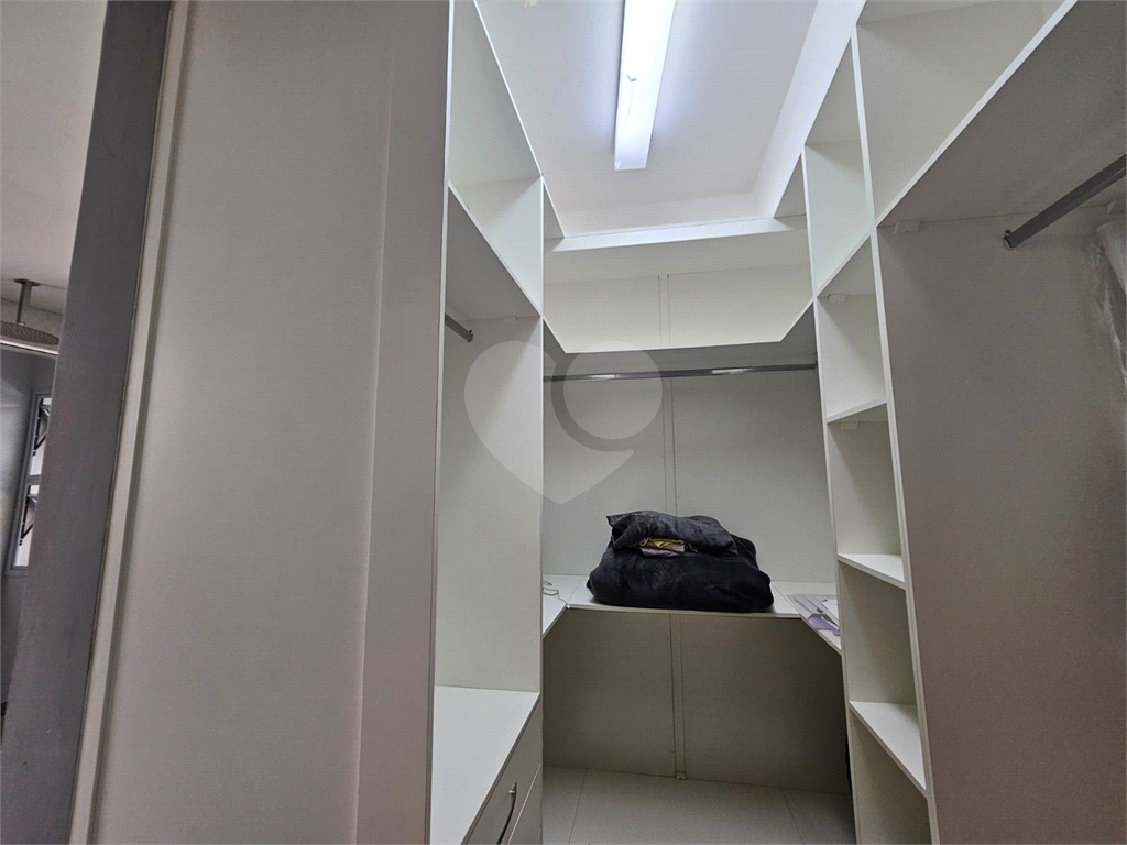 Apartamento à venda na Bela Vista com 3 quartos, sendo 2 suítes 180 m²