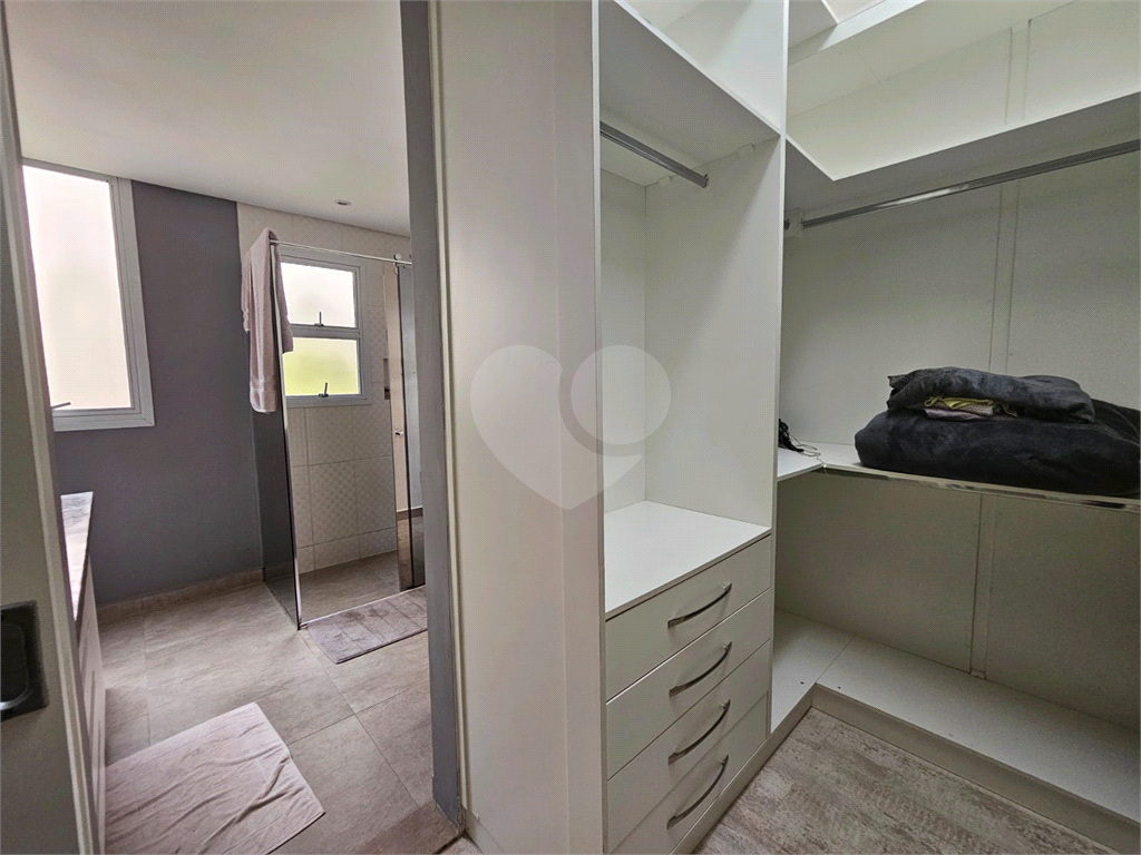 Apartamento à venda na Bela Vista com 3 quartos, sendo 2 suítes 180 m²
