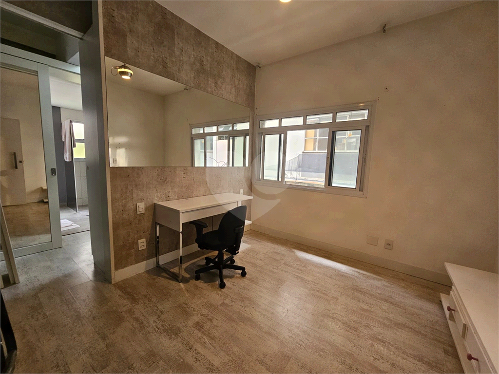 Apartamento à venda na Bela Vista com 3 quartos, sendo 2 suítes 180 m²