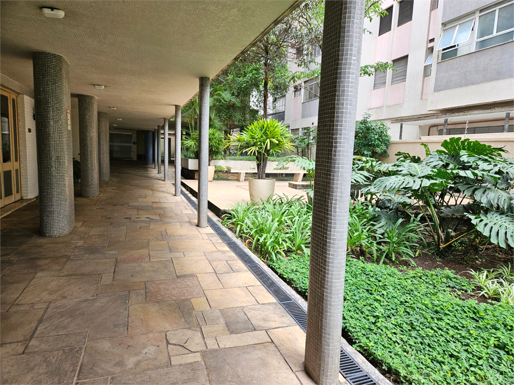 Apartamento à venda na Bela Vista com 3 quartos, sendo 2 suítes 180 m²