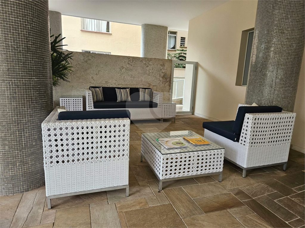 Apartamento à venda na Bela Vista com 3 quartos, sendo 2 suítes 180 m²