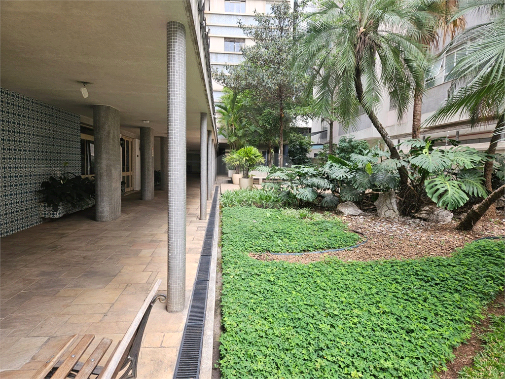 Apartamento à venda na Bela Vista com 3 quartos, sendo 2 suítes 180 m²