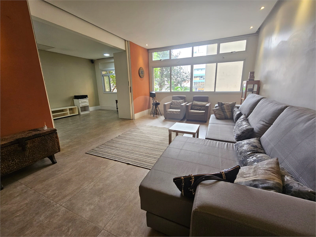 Apartamento à venda na Bela Vista com 3 quartos, sendo 2 suítes 180 m²