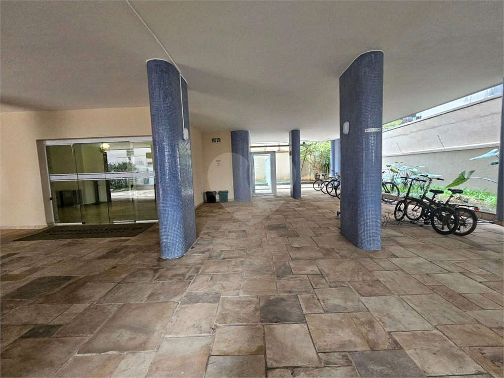 Apartamento à venda na Bela Vista com 3 quartos, sendo 2 suítes 180 m²