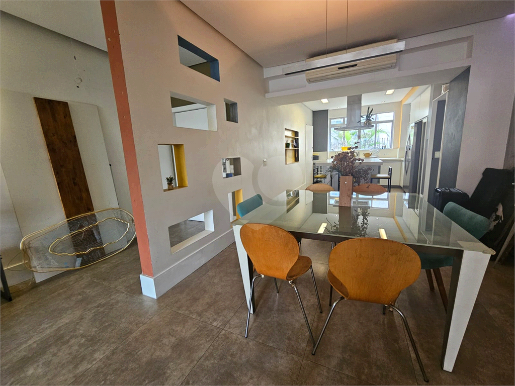 Apartamento à venda na Bela Vista com 3 quartos, sendo 2 suítes 180 m²