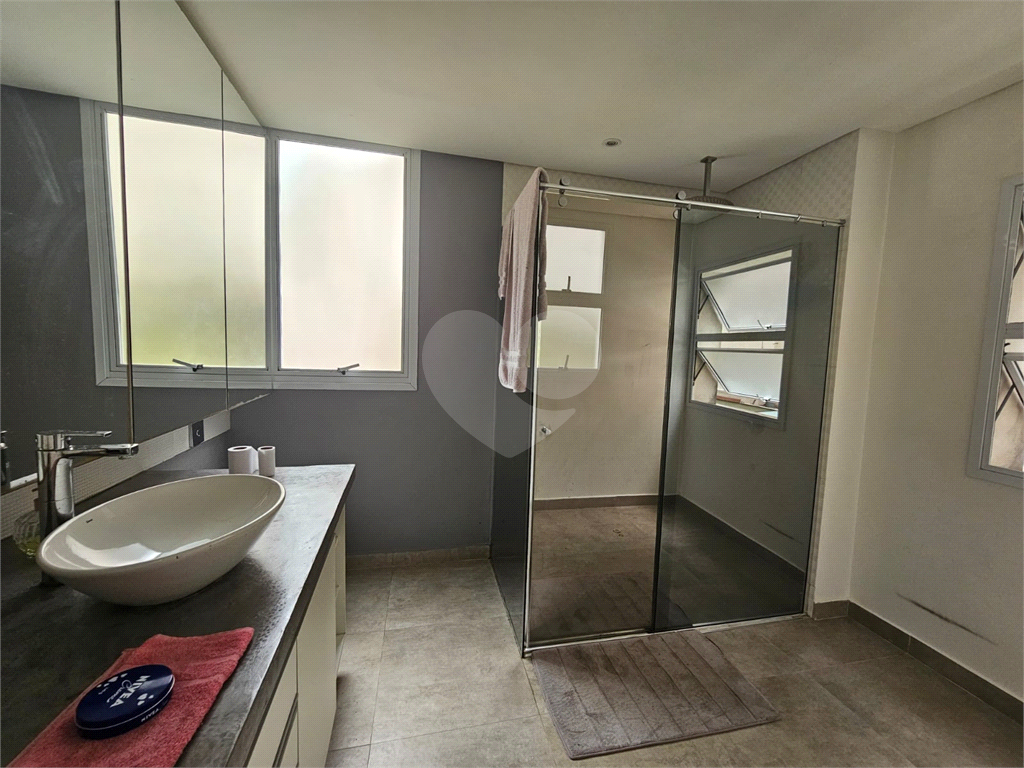 Apartamento à venda na Bela Vista com 3 quartos, sendo 2 suítes 180 m²