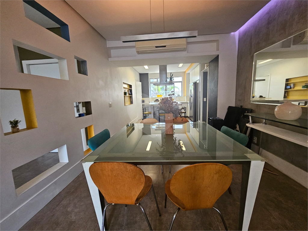 Apartamento à venda na Bela Vista com 3 quartos, sendo 2 suítes 180 m²