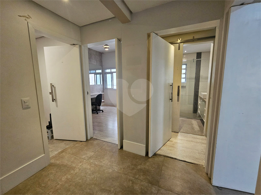 Apartamento à venda na Bela Vista com 3 quartos, sendo 2 suítes 180 m²