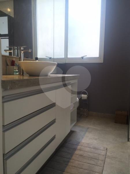Apartamento à venda na Bela Vista com 3 quartos, sendo 2 suítes 180 m²