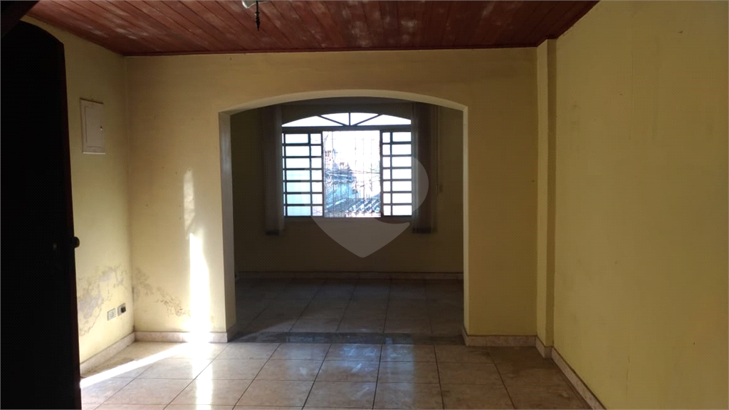 Casa com excelente terreno no Jardim São Paulo