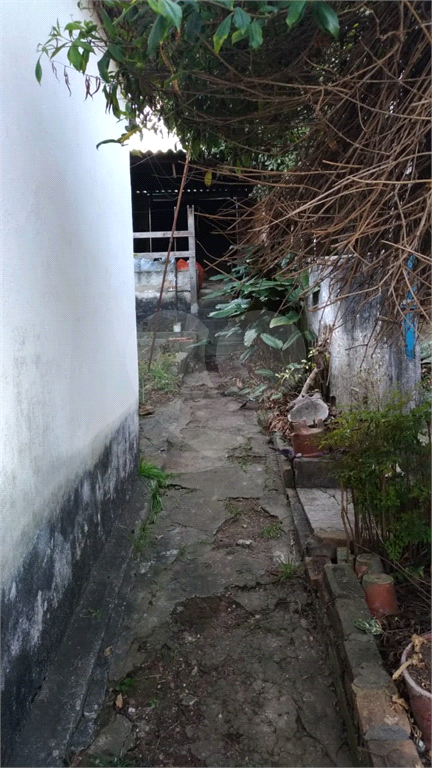 Casa com excelente terreno no Jardim São Paulo