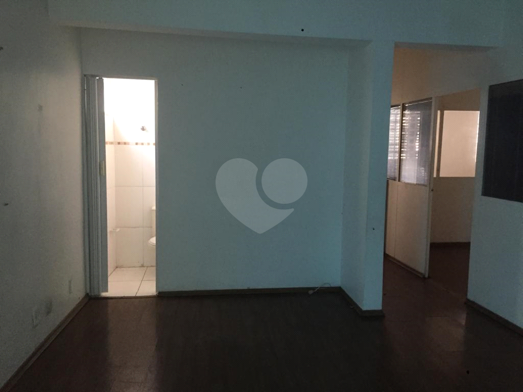 Predio comercial de 4 andares a 1 km do metro santana 