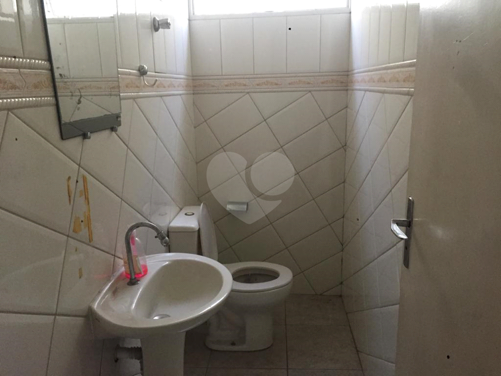 Predio comercial de 4 andares a 1 km do metro santana 