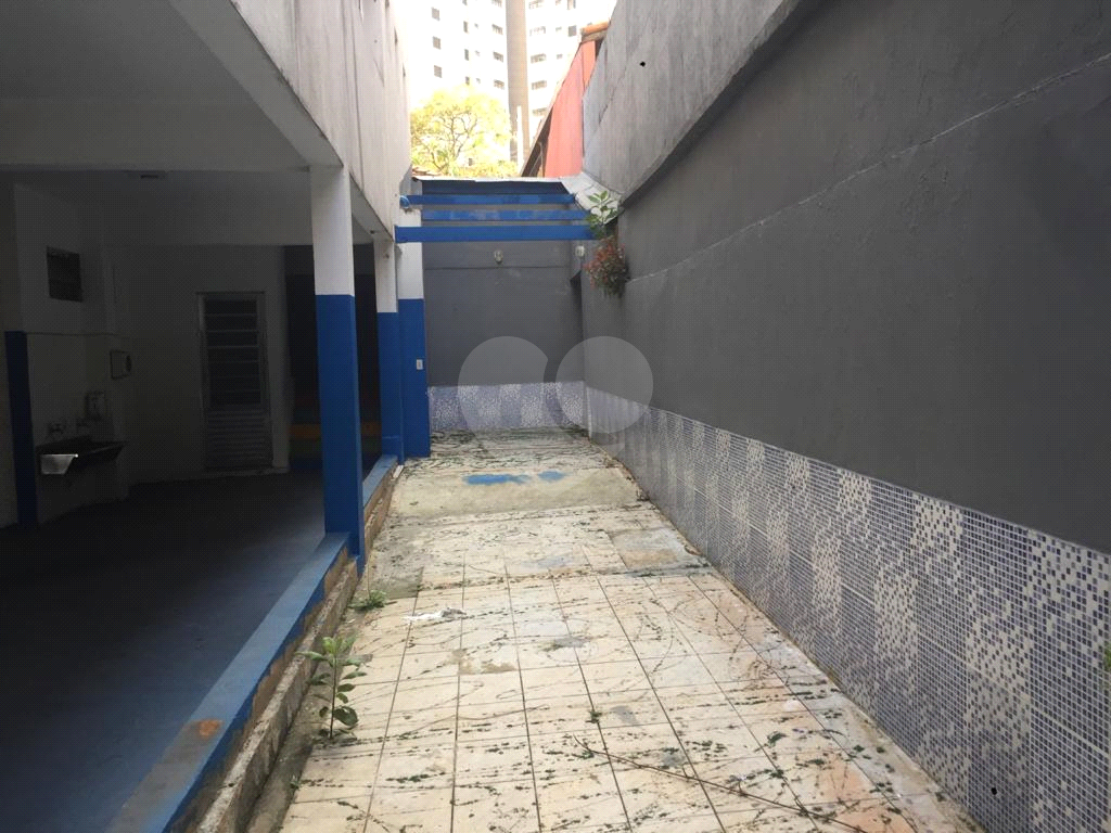 Predio comercial de 4 andares a 1 km do metro santana 