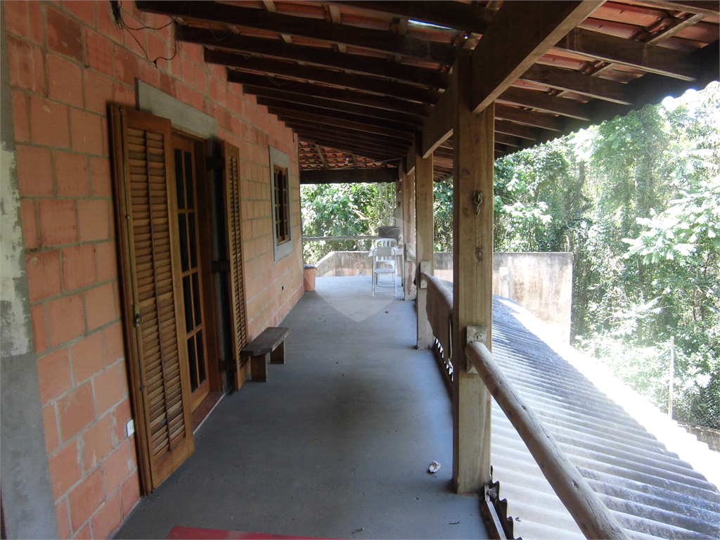 Sobrado em Mairiporã com  1.244 m² de terreno.